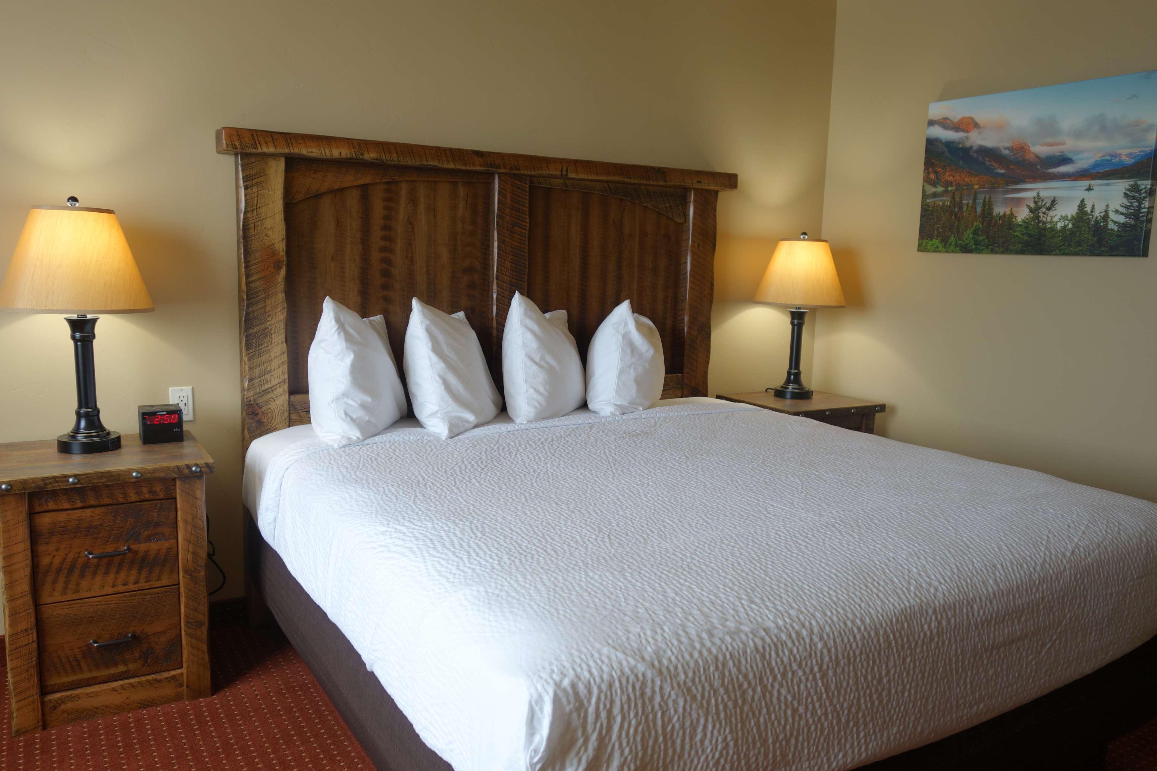 Glacier International Lodge คาลิสเปล ภายนอก รูปภาพ