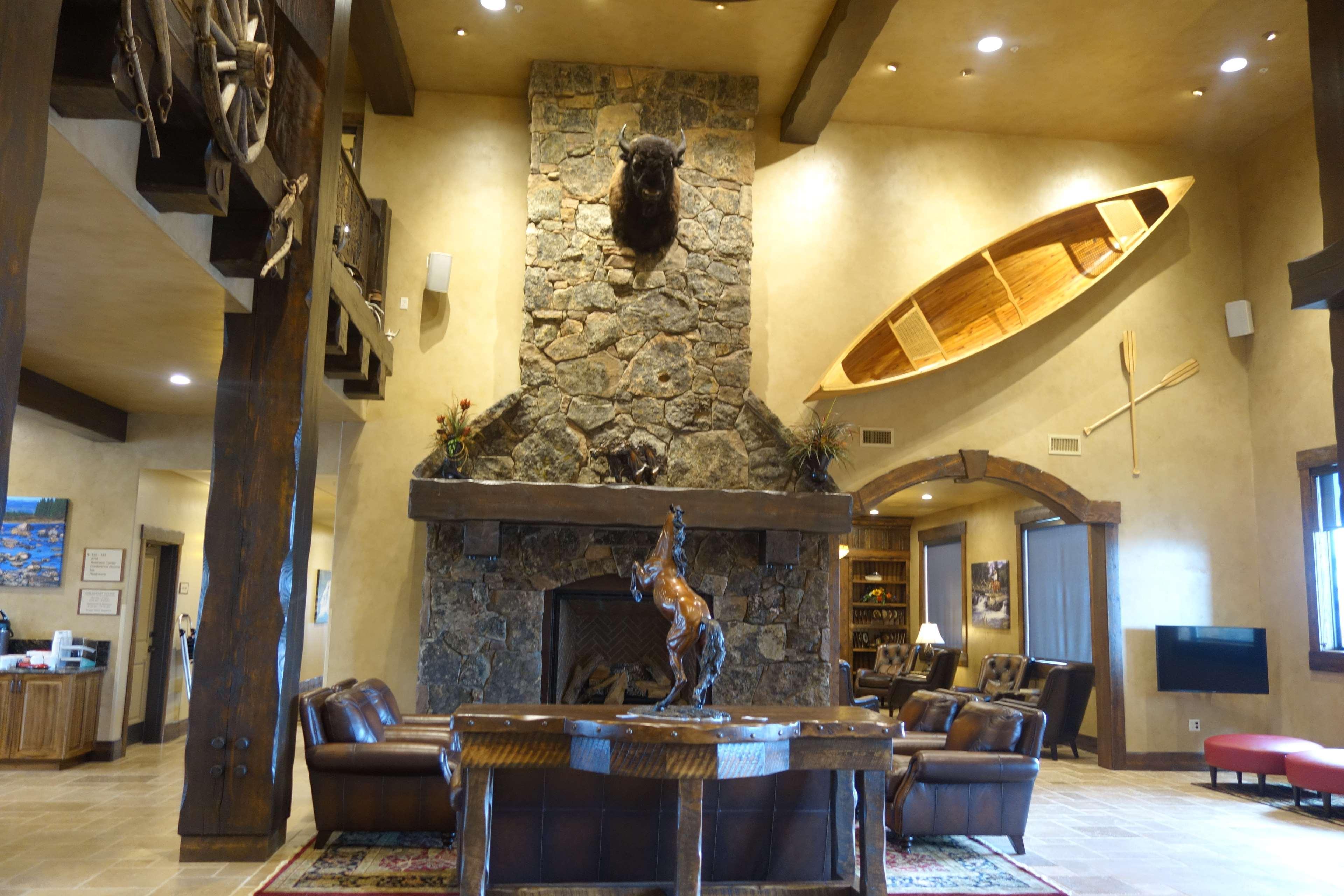 Glacier International Lodge คาลิสเปล ภายนอก รูปภาพ