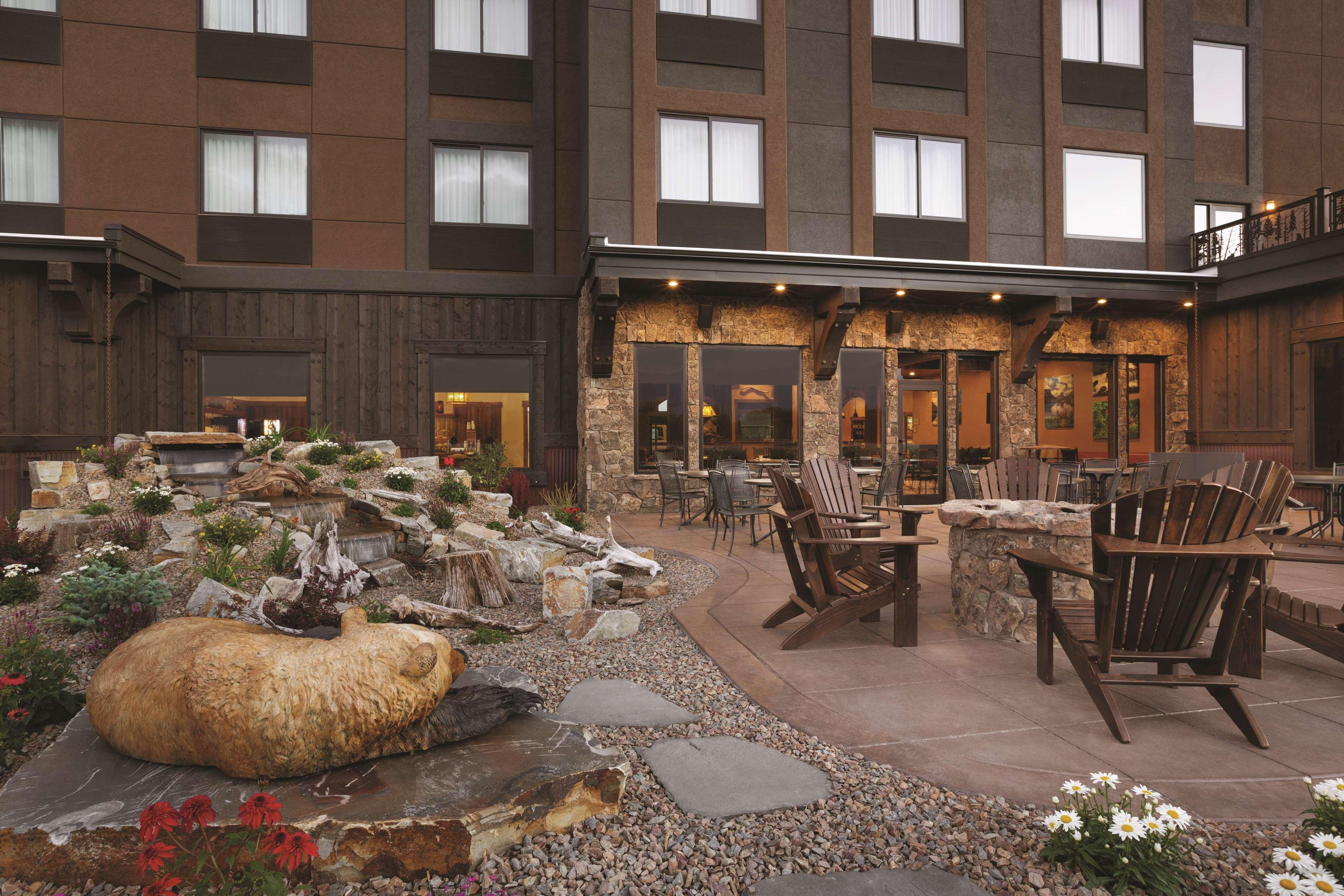 Glacier International Lodge คาลิสเปล ภายนอก รูปภาพ